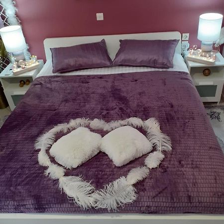 Dreamhouse Apartment นาฟปาคตอส ภายนอก รูปภาพ