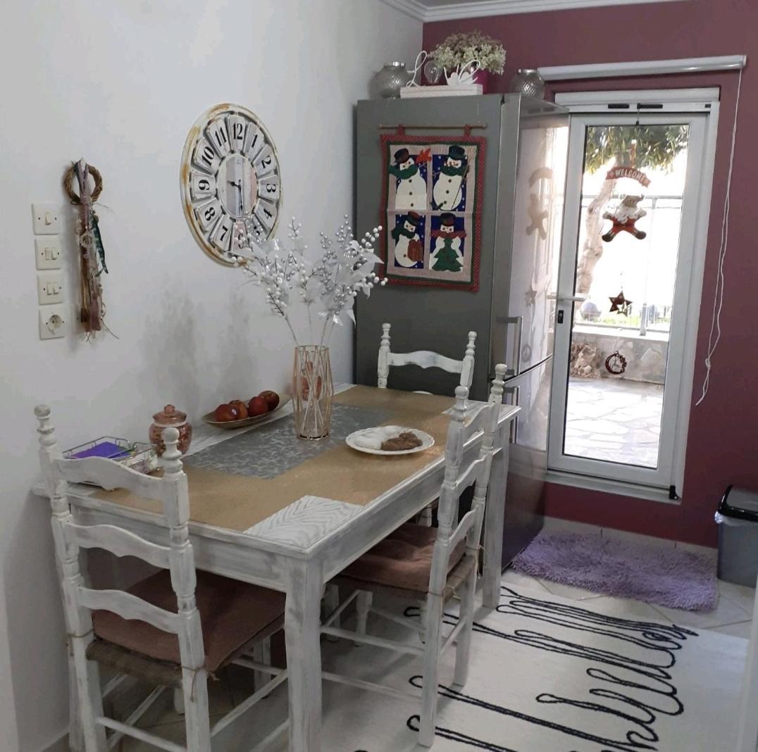 Dreamhouse Apartment นาฟปาคตอส ภายนอก รูปภาพ